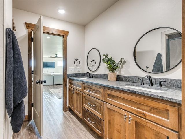 7562 NW Lorraine Drive, Piedmont, OK 73078