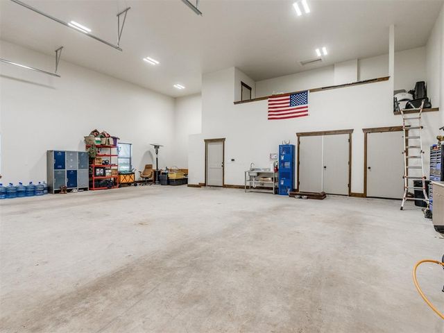 7562 NW Lorraine Drive, Piedmont, OK 73078