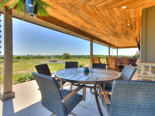 7562 NW Lorraine Drive, Piedmont, OK 73078