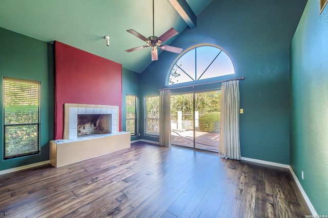 104 Coterie Pl, Boerne, TX 78006