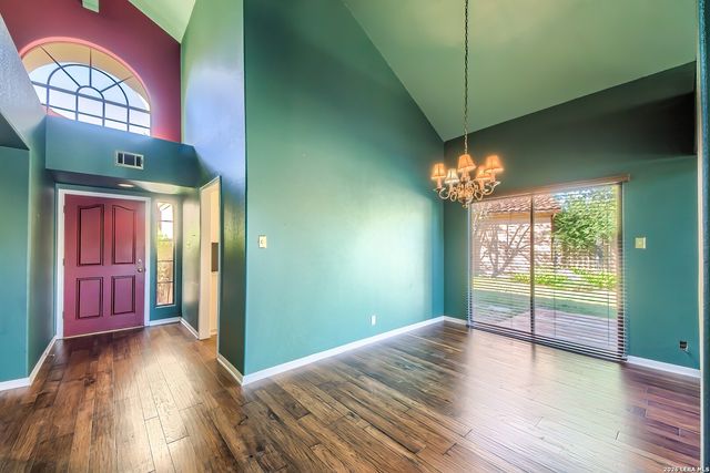 104 Coterie Pl, Boerne, TX 78006