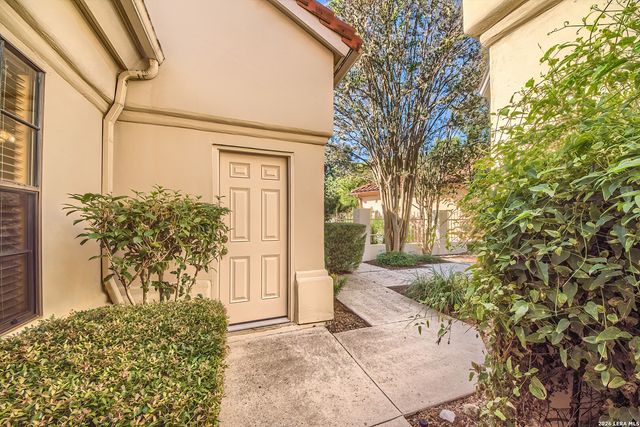 104 Coterie Pl, Boerne, TX 78006