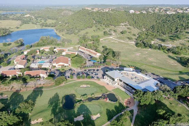 104 Coterie Pl, Boerne, TX 78006