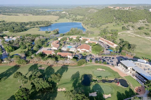 104 Coterie Pl, Boerne, TX 78006