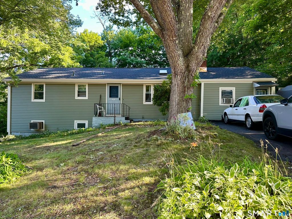670 Benham Street, Hamden, CT 06514