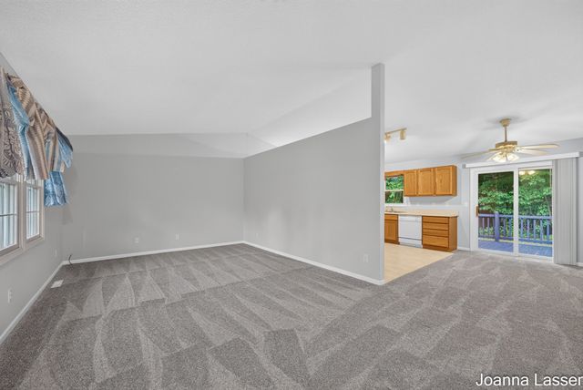 1518 E Mcmillan Road, Dalton Twp, MI 49445
