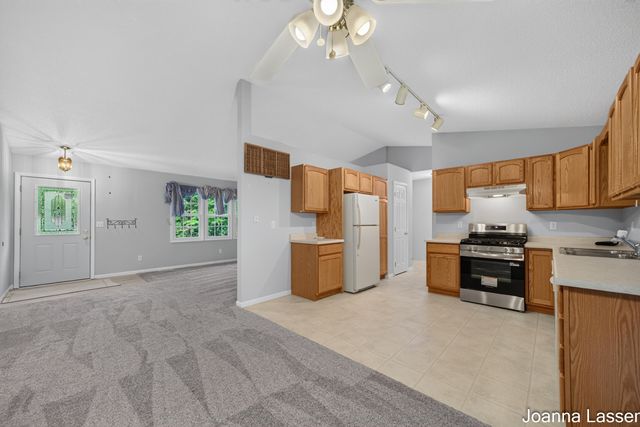 1518 E Mcmillan Road, Dalton Twp, MI 49445