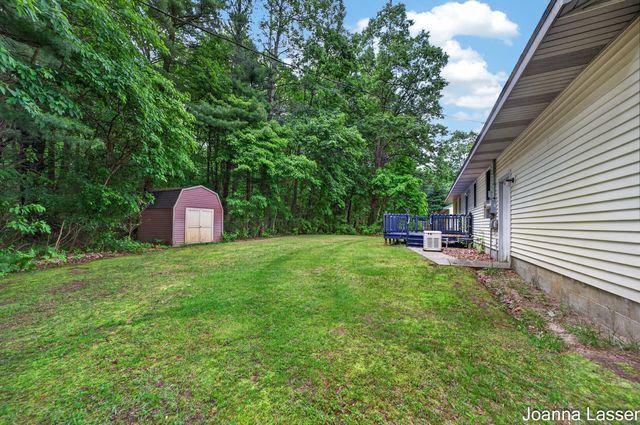 1518 E Mcmillan Road, Dalton Twp, MI 49445
