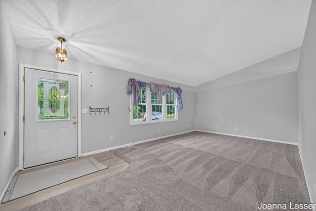 1518 E Mcmillan Road, Dalton Twp, MI 49445