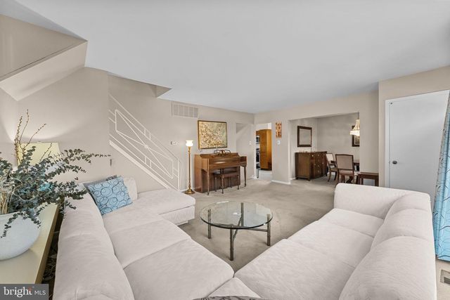 411 GREYHORSE RD, Willow Grove, PA 19090