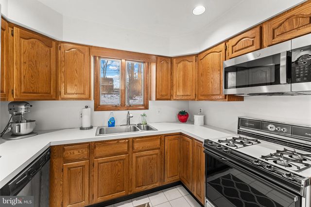 411 GREYHORSE RD, Willow Grove, PA 19090