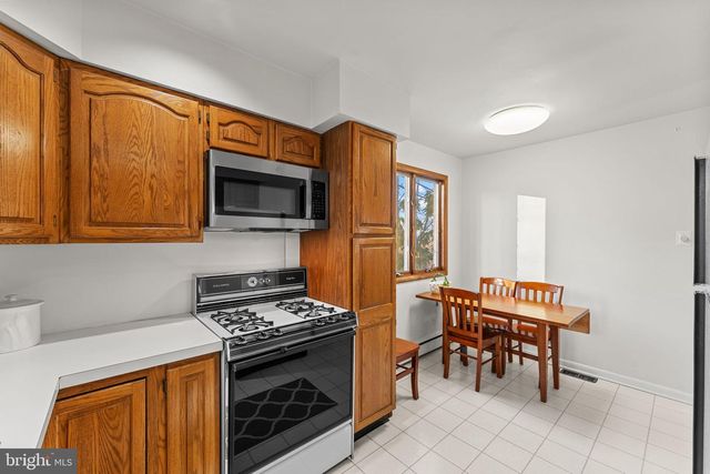 411 GREYHORSE RD, Willow Grove, PA 19090