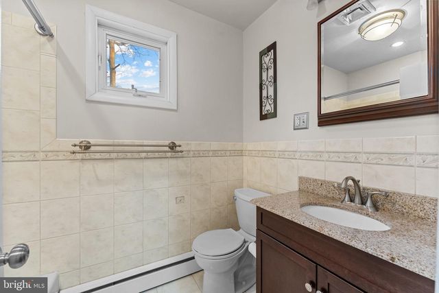 411 GREYHORSE RD, Willow Grove, PA 19090