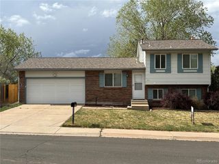 950 S Waco Way, Aurora, CO 80017