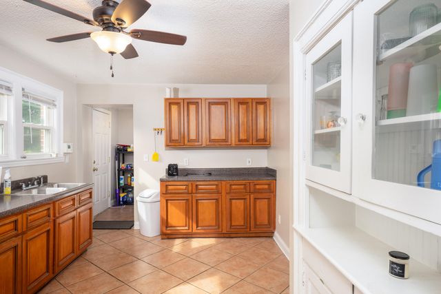 2412 E 5th Street, Chattanooga, TN 37404
