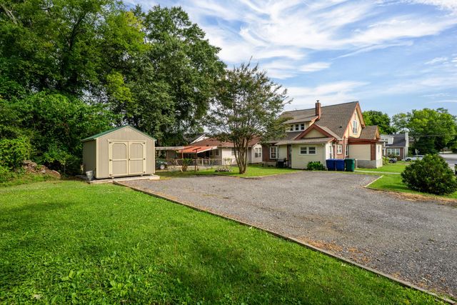 2412 E 5th Street, Chattanooga, TN 37404