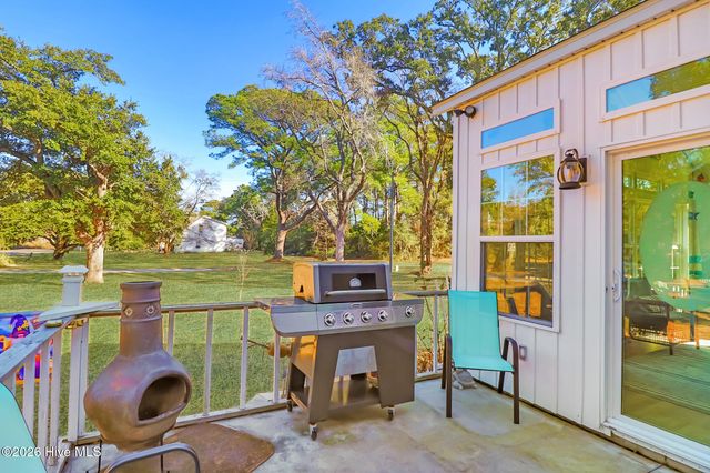 203 George Taylor Road, Newport, NC 28570