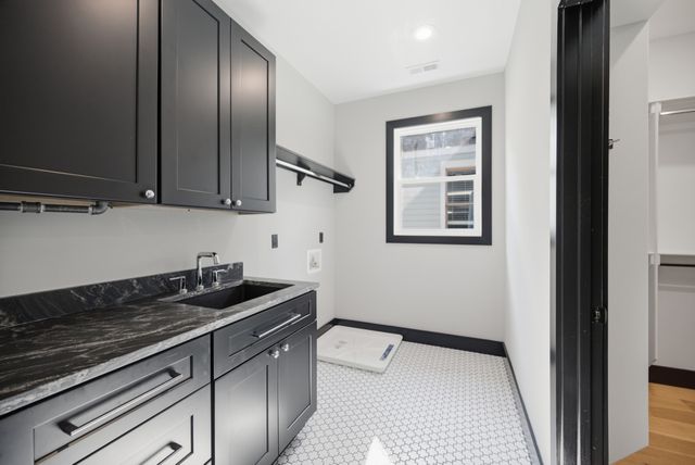 1712 Straightway Ave, Nashville, TN 37206