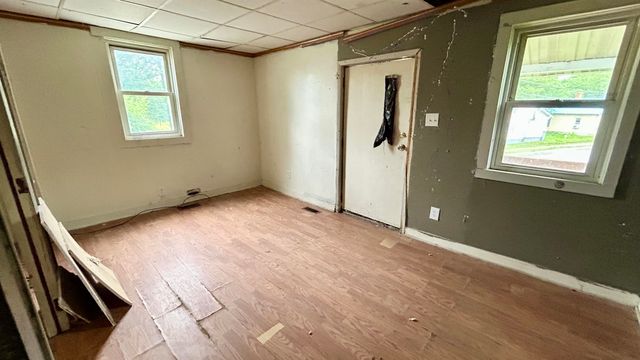 501 E Robinson Street, Gaffney, SC 29340
