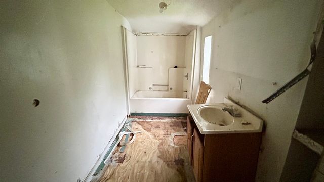 501 E Robinson Street, Gaffney, SC 29340