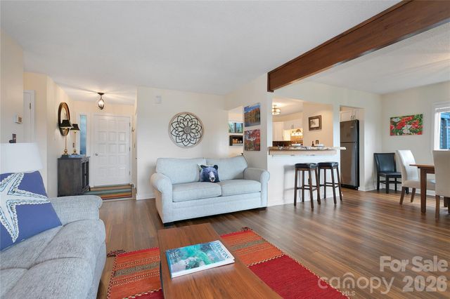 264 Tinequa Drive, Brevard, NC 28712