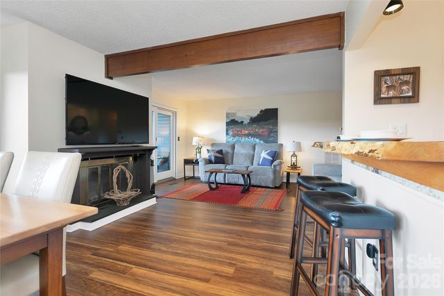 264 Tinequa Drive, Brevard, NC 28712
