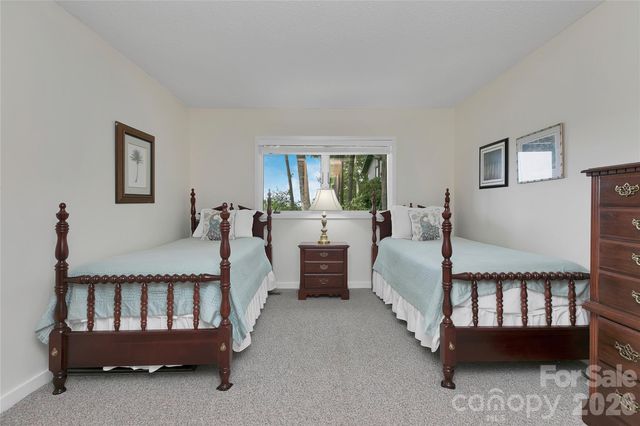 264 Tinequa Drive, Brevard, NC 28712