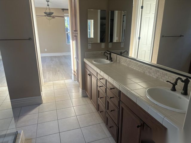 1611 Gamay Ln, Brentwood, CA 94513