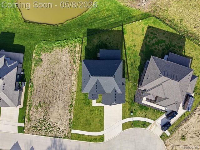 56056 Barnes Court, Macomb, MI 48042