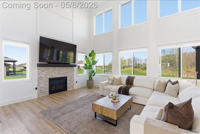 56056 Barnes Court, Macomb, MI 48042