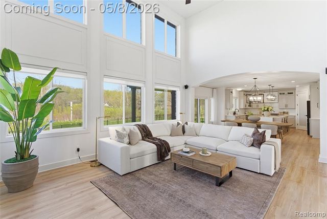 56056 Barnes Court, Macomb, MI 48042