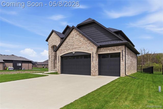 56056 Barnes Court, Macomb, MI 48042