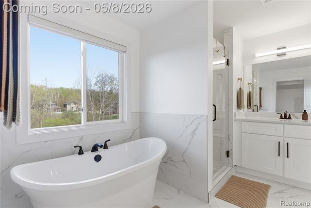 56056 Barnes Court, Macomb, MI 48042