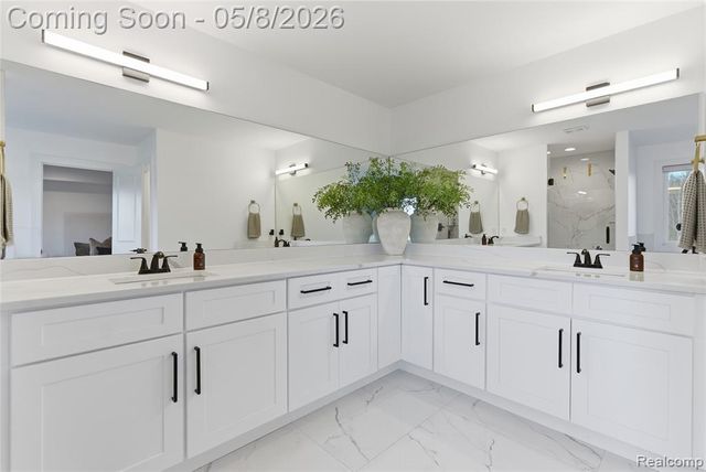 56056 Barnes Court, Macomb, MI 48042