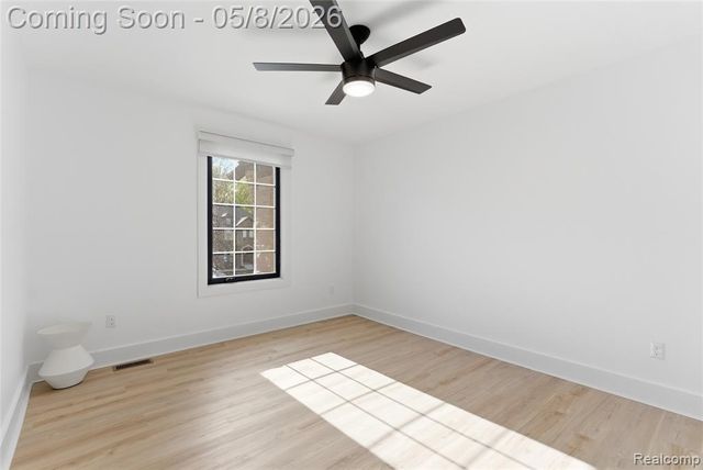 56056 Barnes Court, Macomb, MI 48042