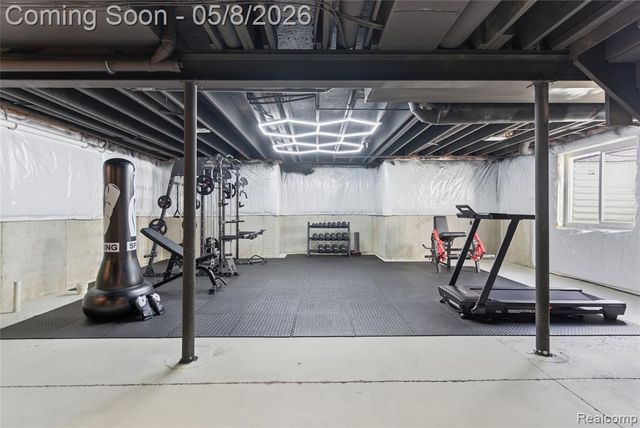 56056 Barnes Court, Macomb, MI 48042