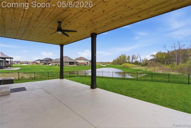 56056 Barnes Court, Macomb, MI 48042