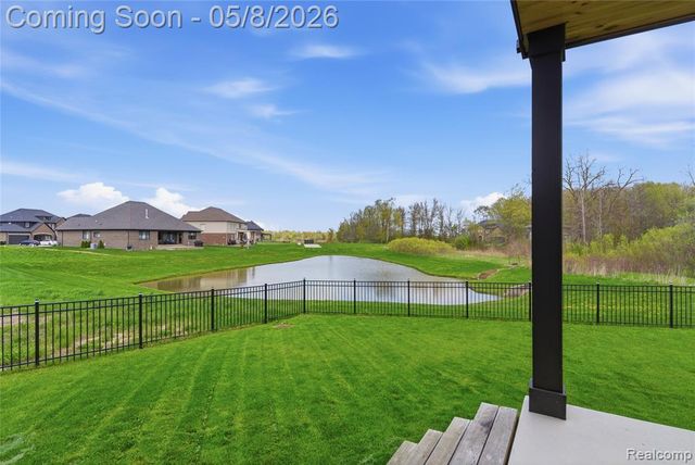 56056 Barnes Court, Macomb, MI 48042