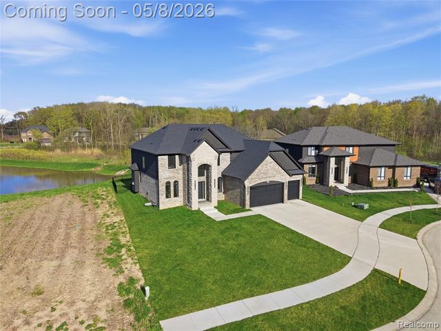 56056 Barnes Court, Macomb, MI 48042