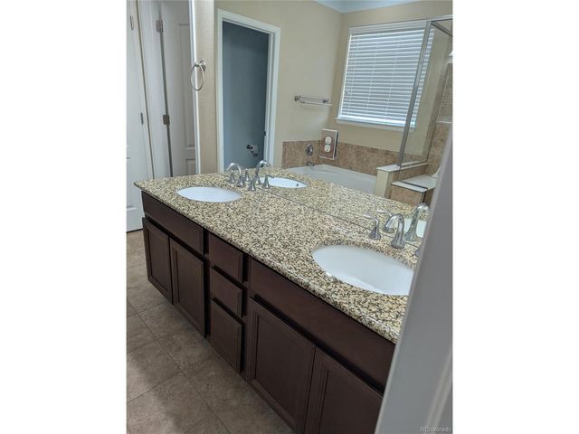 25883 E Archer Dr, Aurora, CO 80018