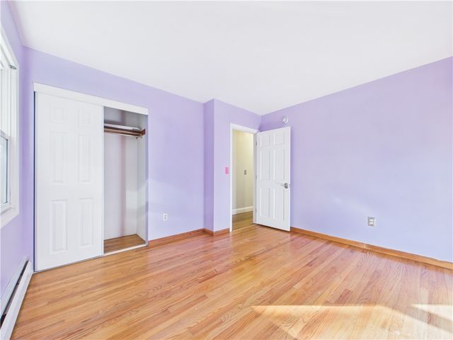 11 Winsor Park Way, Glocester, RI 02857