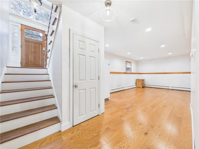 11 Winsor Park Way, Glocester, RI 02857