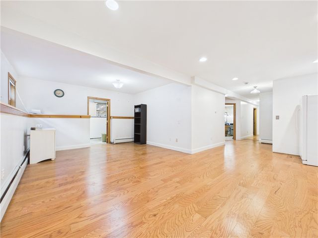 11 Winsor Park Way, Glocester, RI 02857