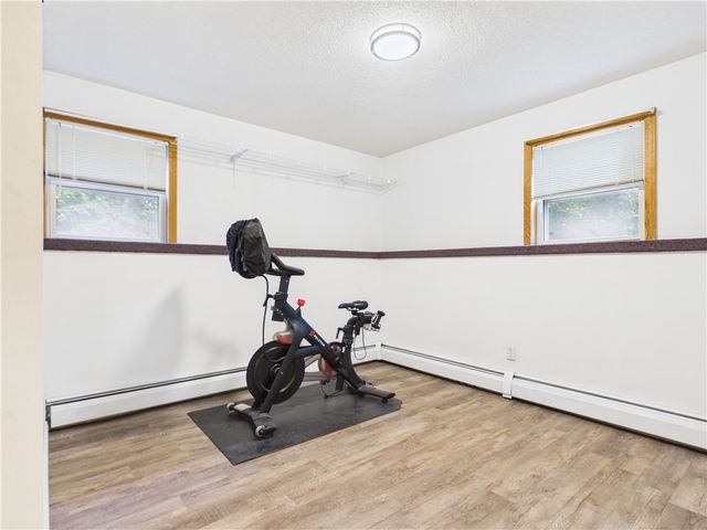 11 Winsor Park Way, Glocester, RI 02857