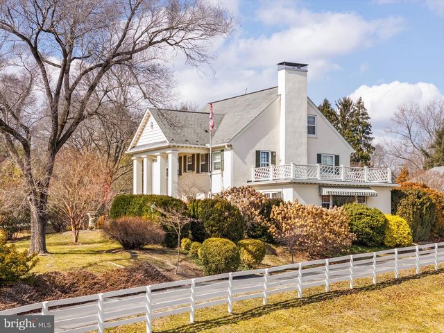 100 COUNTRY CLUB CIR, Winchester, VA 22602