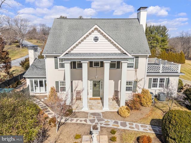 100 COUNTRY CLUB CIR, Winchester, VA 22602