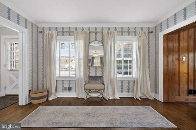 100 COUNTRY CLUB CIR, Winchester, VA 22602