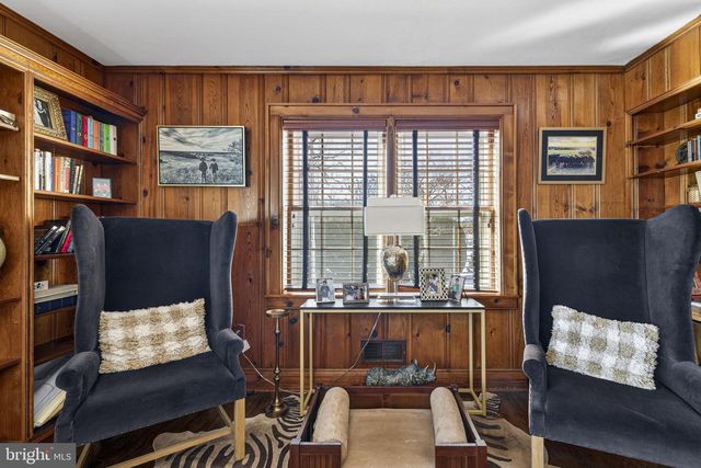 100 COUNTRY CLUB CIR, Winchester, VA 22602