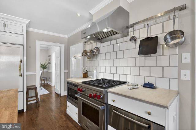 100 COUNTRY CLUB CIR, Winchester, VA 22602