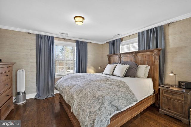 100 COUNTRY CLUB CIR, Winchester, VA 22602